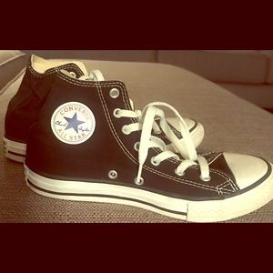 Kids Converse size 3 black